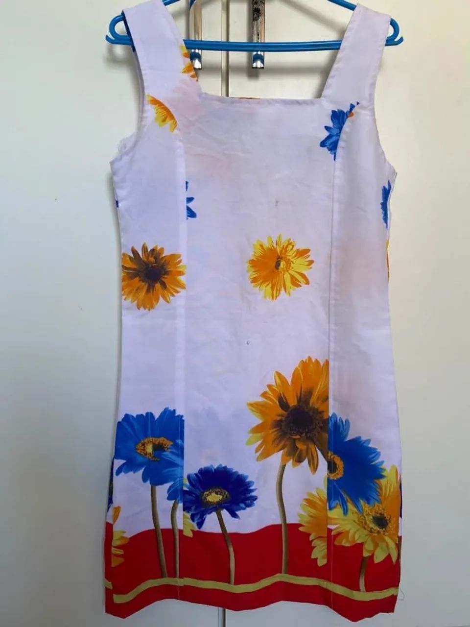 Vestidinho curto de flores  - Foto 3