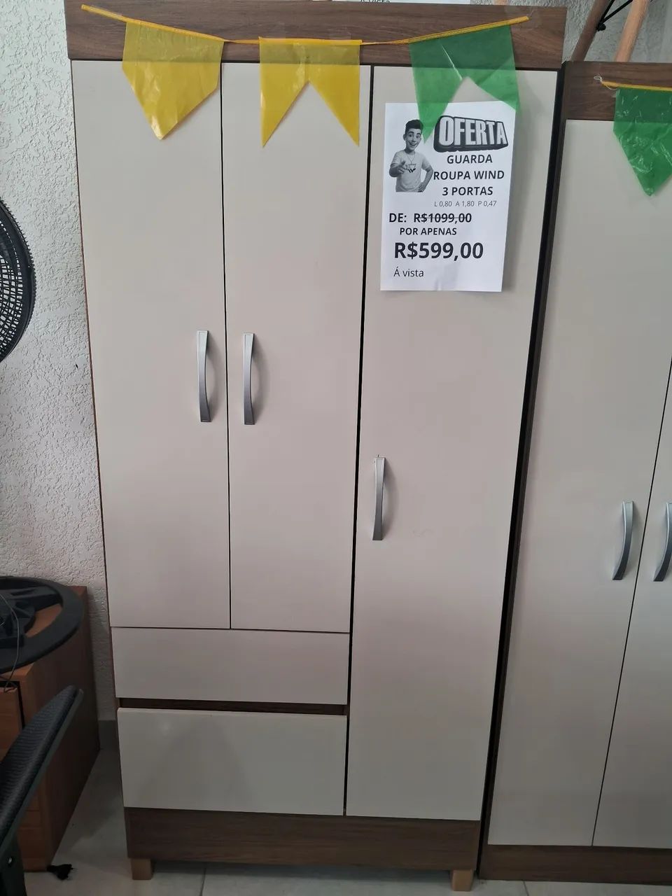 Guarda roupa multiuso 3 portas  - Foto 2