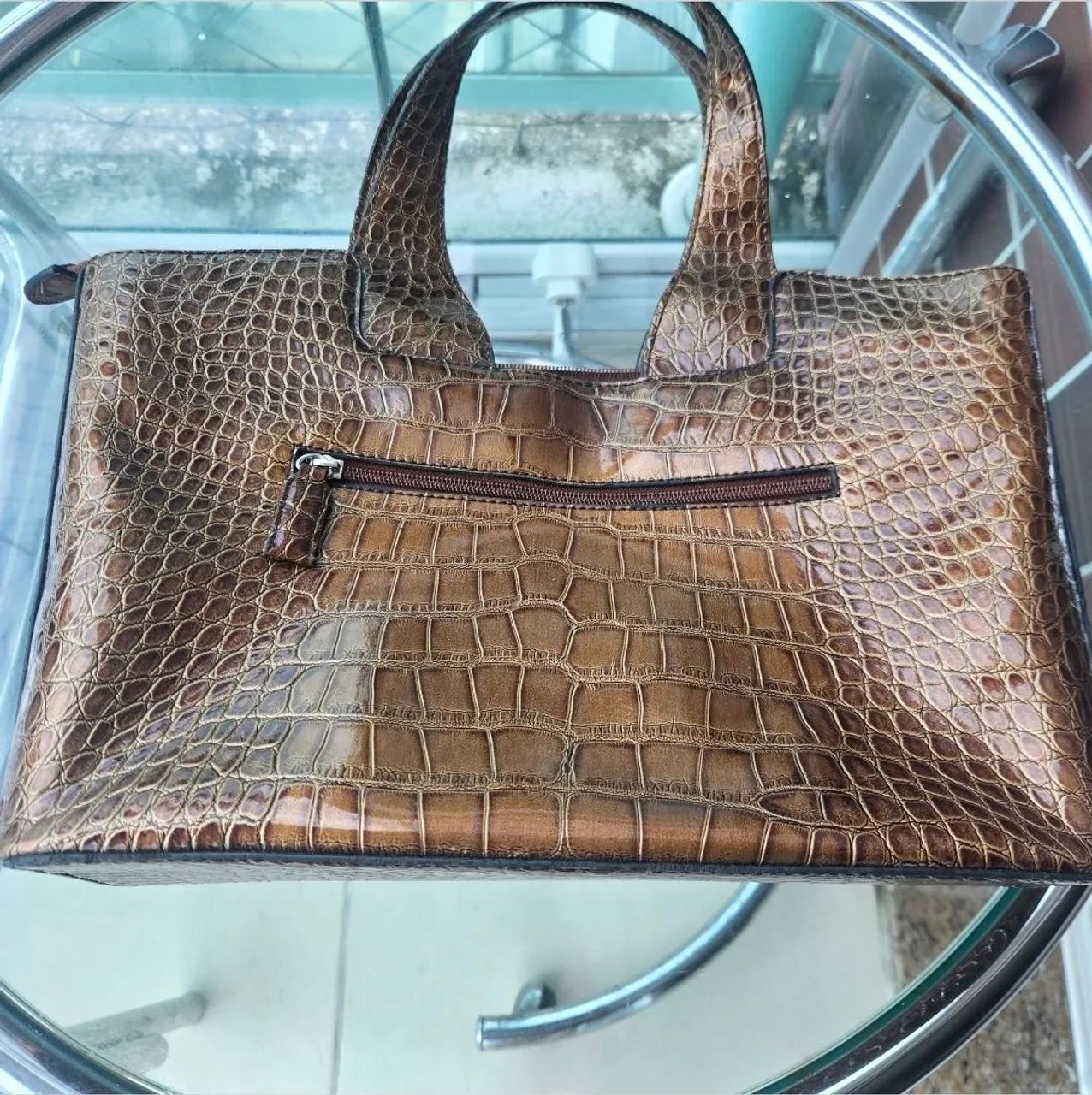 Bolsa verniz R$ 20