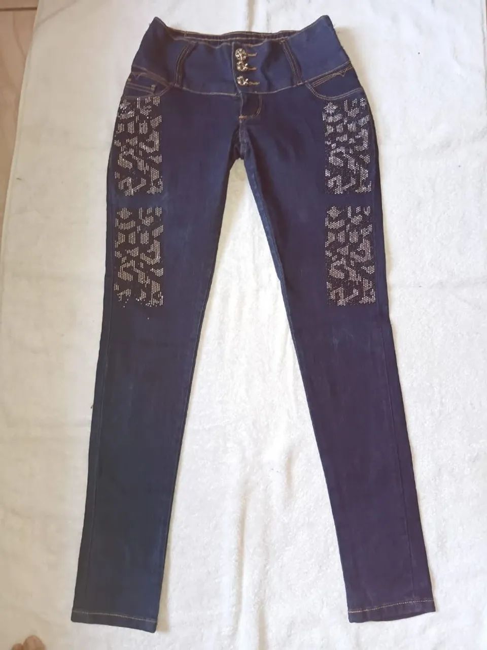 Calça  jeans com lycra  - Foto 2