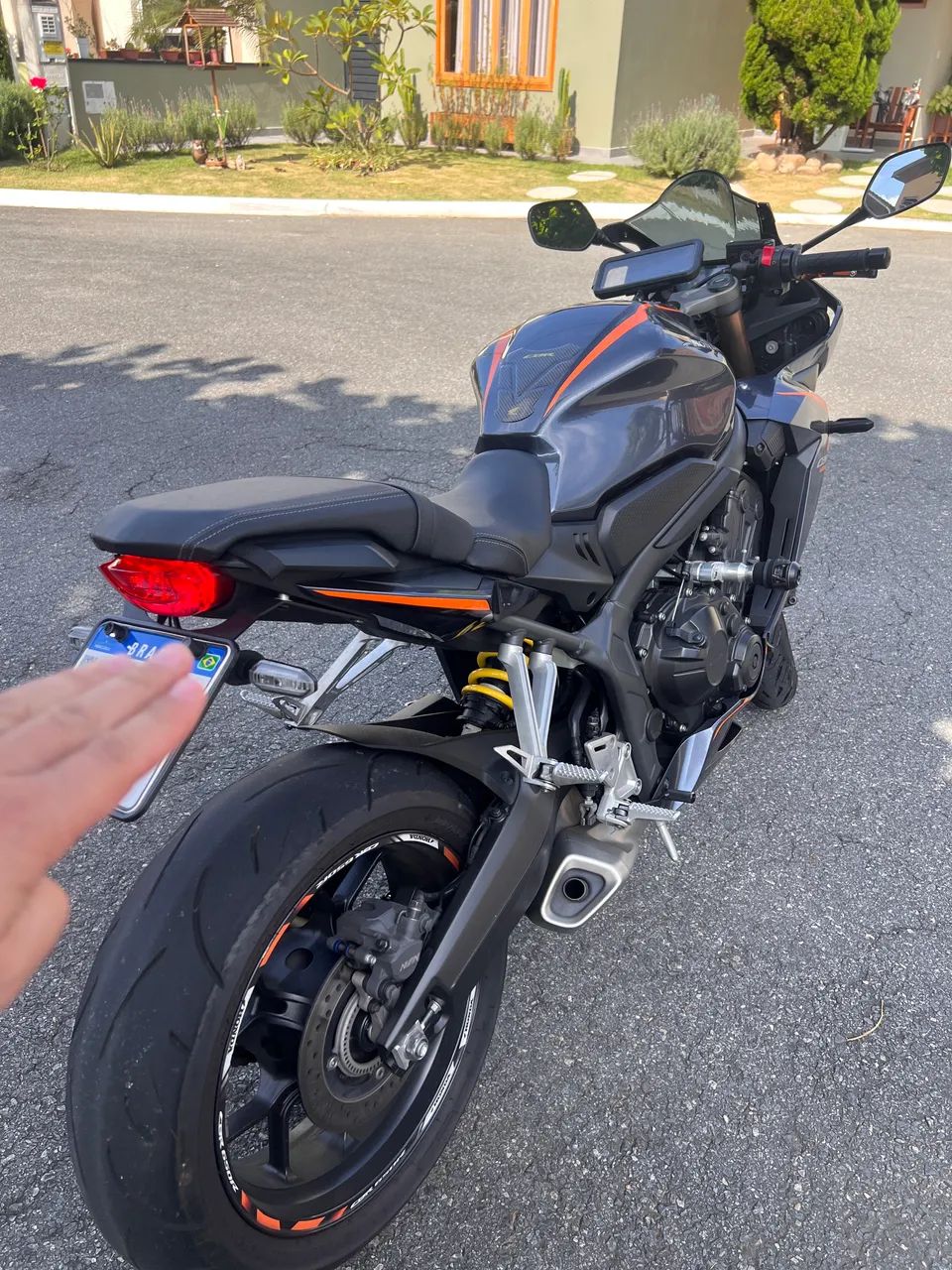 Honda CBR 650R 2020 - Apenas 22.000km + R$ 5k em Acessórios (Impecável) - Foto 11