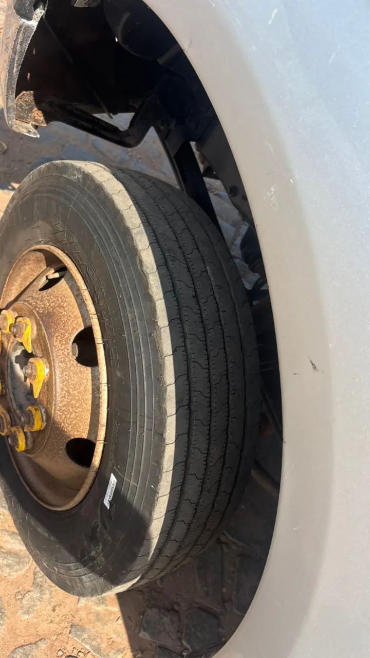 FORD F4000 - MOTOR CUMMINS ISF 2.8 DIESEL - 2018 - Foto 5