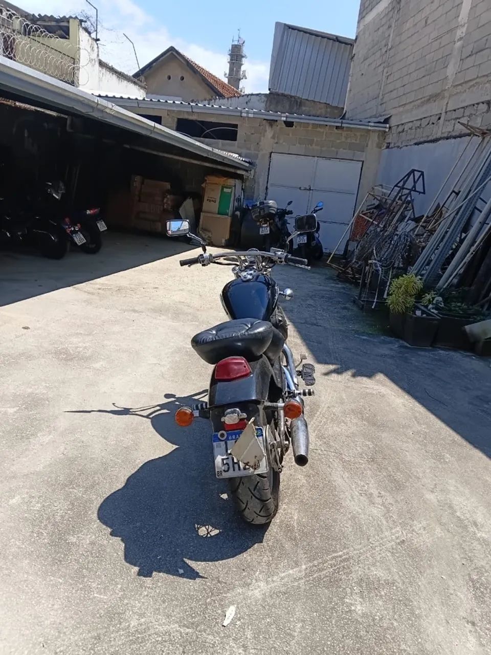 Shadow 600 - Foto 3