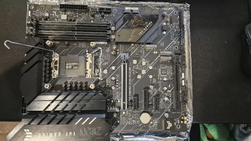 Placa Mãe Asus TUF Gaming z690-Plus D4 - Foto 3