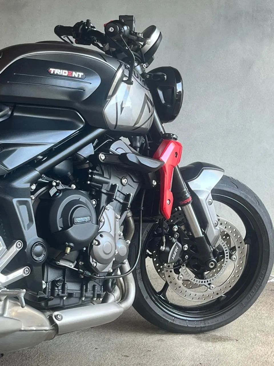 TRIUMPH TRIDENT 660 2023  - Foto 2