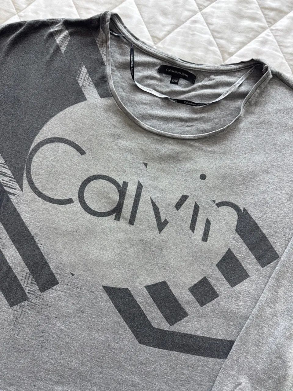blusa Calvin Klein 