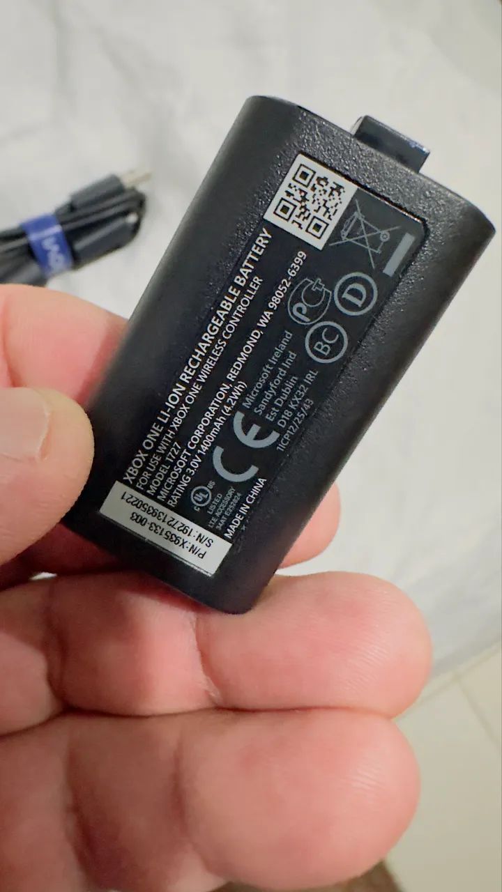 Xbox Rechargeable Battery + USB-C Cable - Foto 3