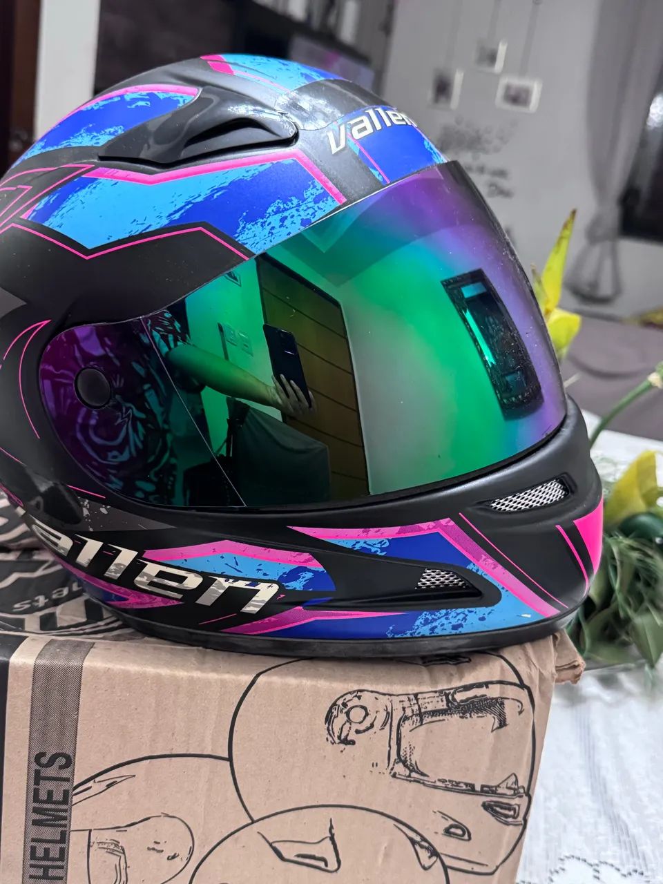 Capacete NOVO na etiqueta!