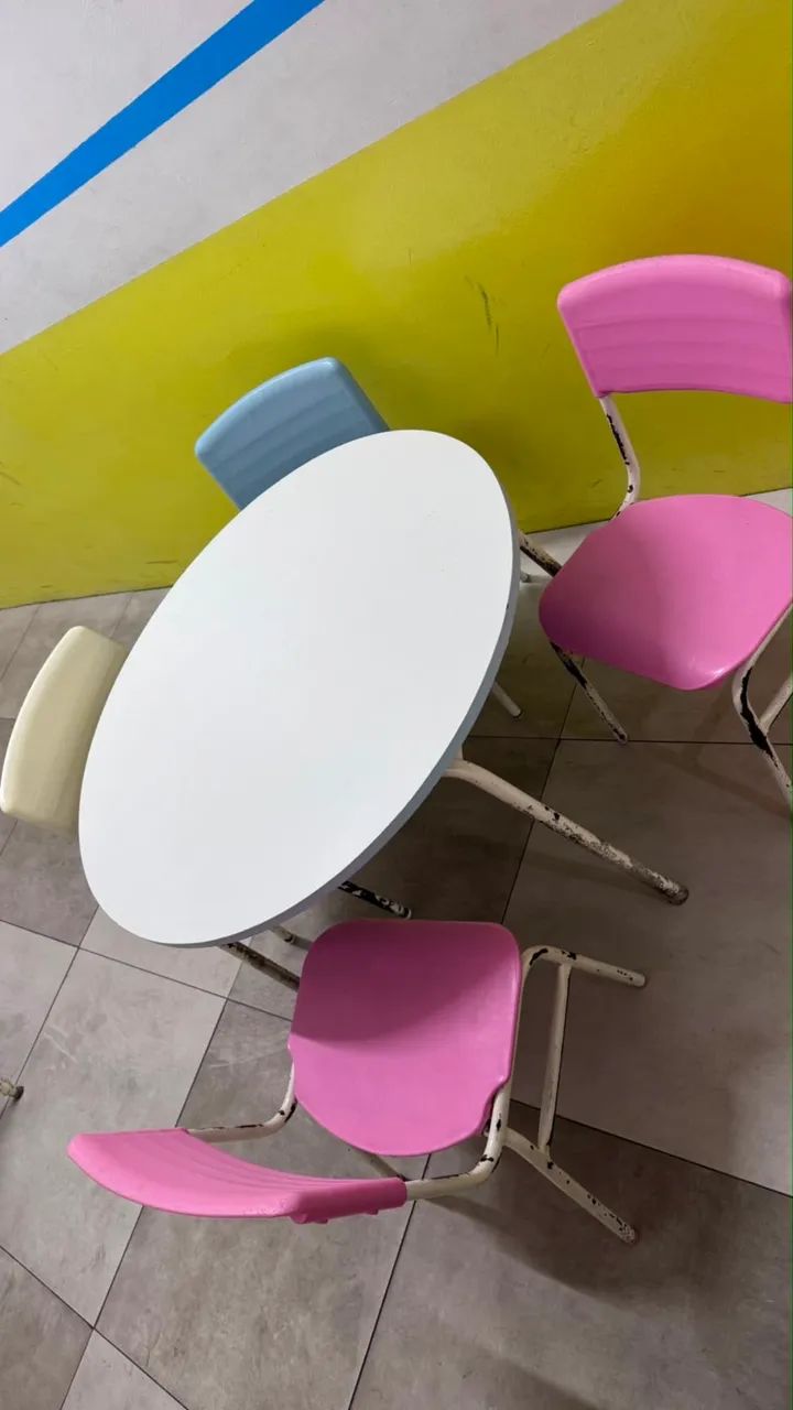 Conjunto de mesa infantil  - Foto 2
