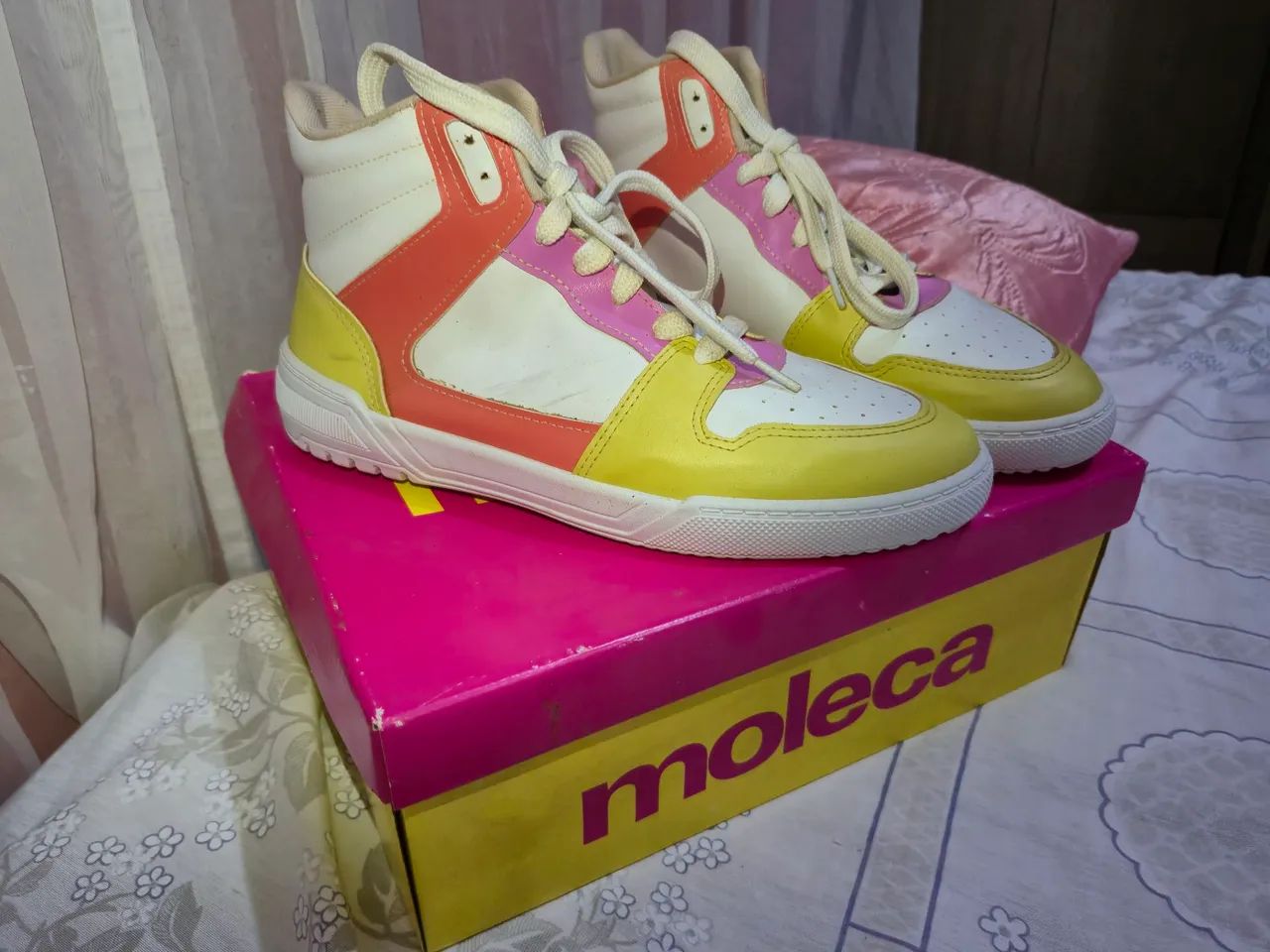 Tenis moleca