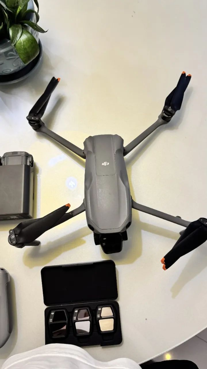 Drone DJI Air 3S Fly More Combo (Controle RC 2) + Hard Case - Impecável