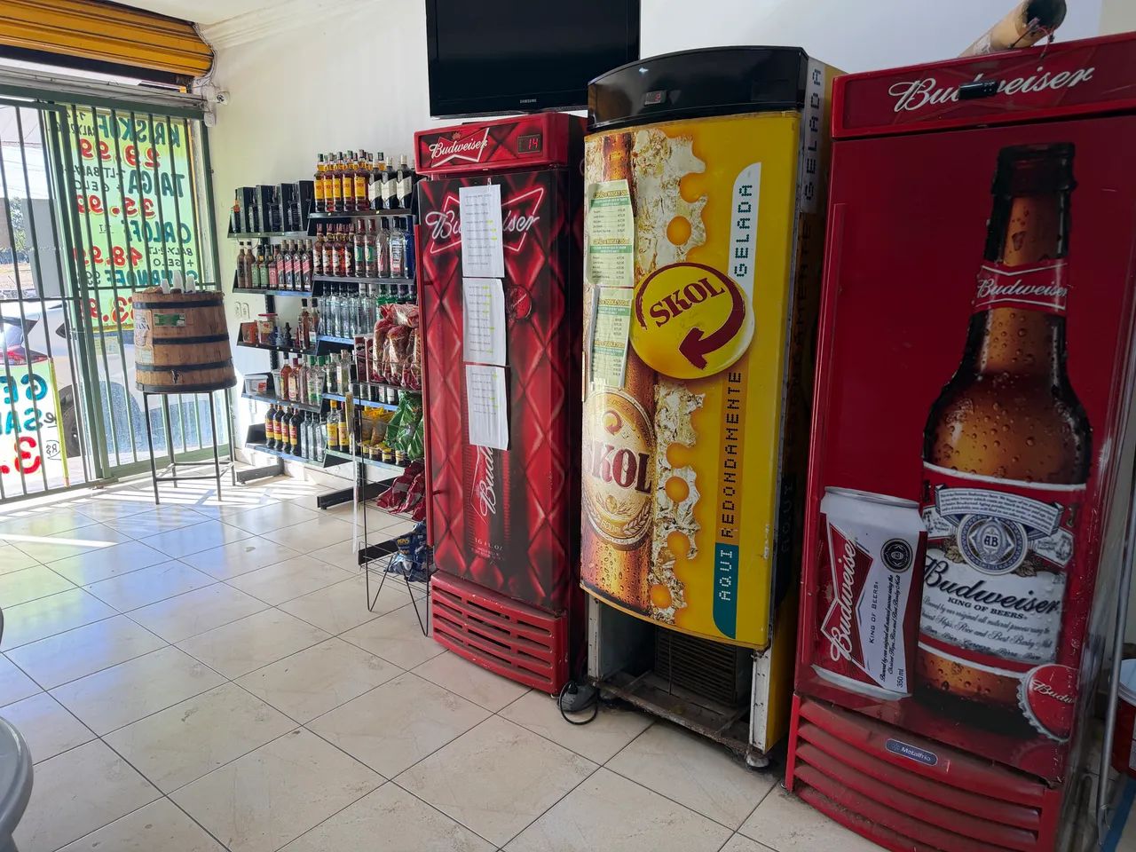 Distribuidora de Bebidas e Tabacaria - Foto 3