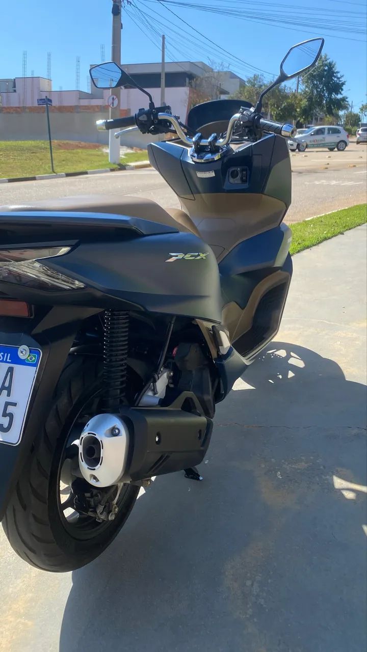 PCX 2023 DLX - Foto 4