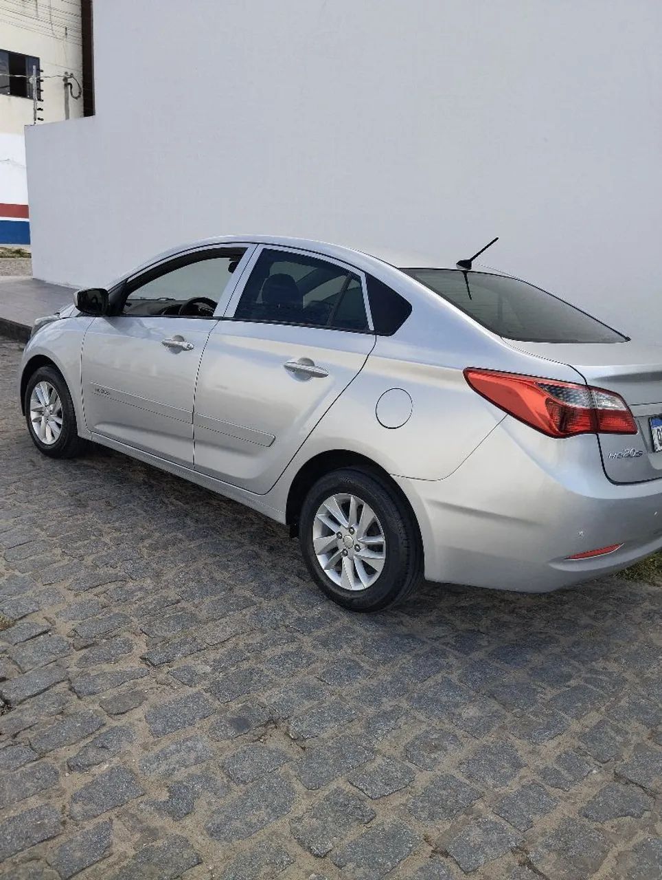 Hyundai Hb20S C.PLUS/C.STYLE1.0 FLEX 12V MEC. 4P 2015
