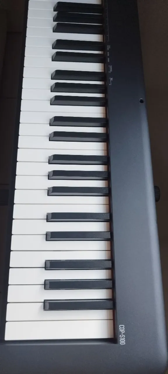 Piano Hibrido Casio Celviano GP-300 BK - Instrumentos musicais