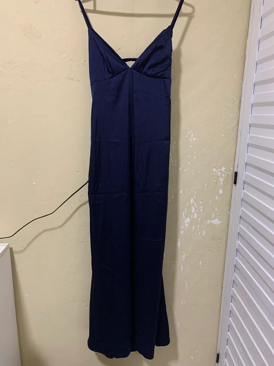vestido de cetim azul marinho - Foto 3