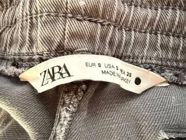 calça Zara, tamanho P, feminina - Foto 2