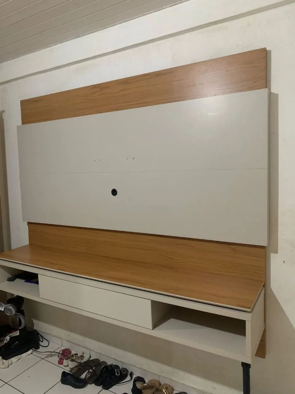 Painel ripado novíssimo 70 polegadas  - Foto 2