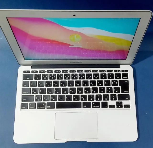MacBook Air - Intel core i5 - 128gb - Memória ram: 4gb - 13