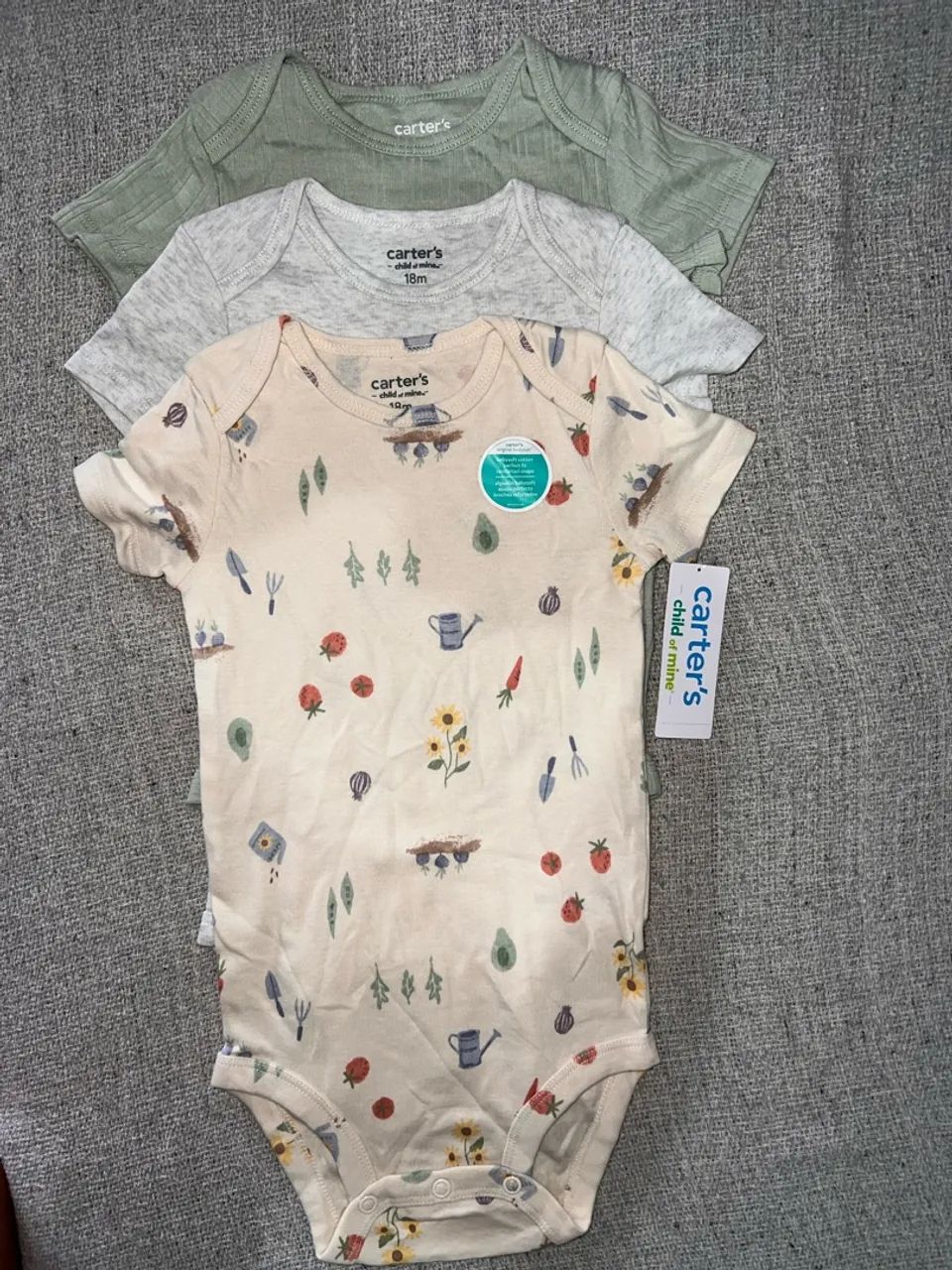 Kit 3 bodys Carters original, novo - Foto 2
