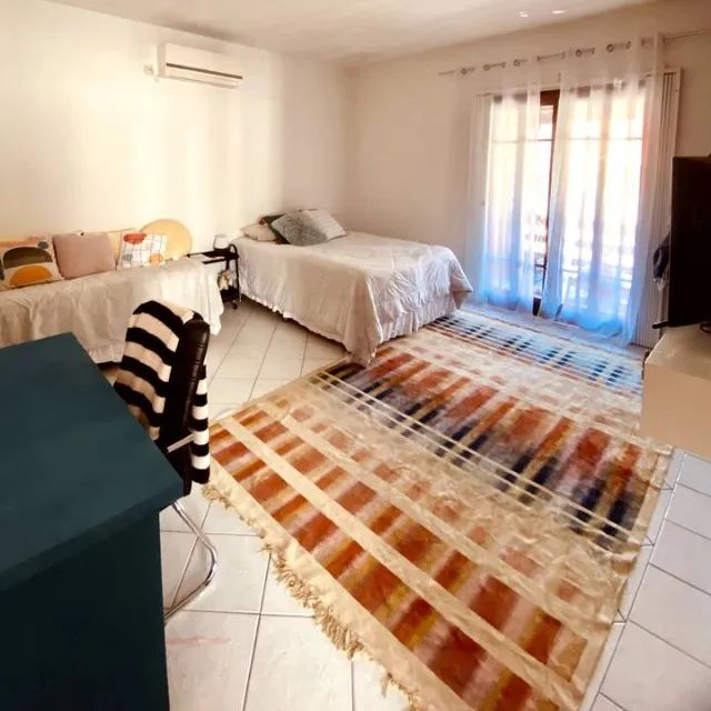 2 Pessoas. Suíte com banheira de hidromassagem em COLIVING - Foto 3