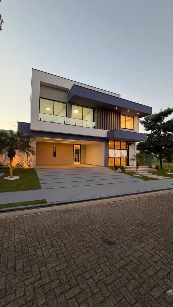 Casa no Alphaville/ 5 suítes / 396m2 de área construída