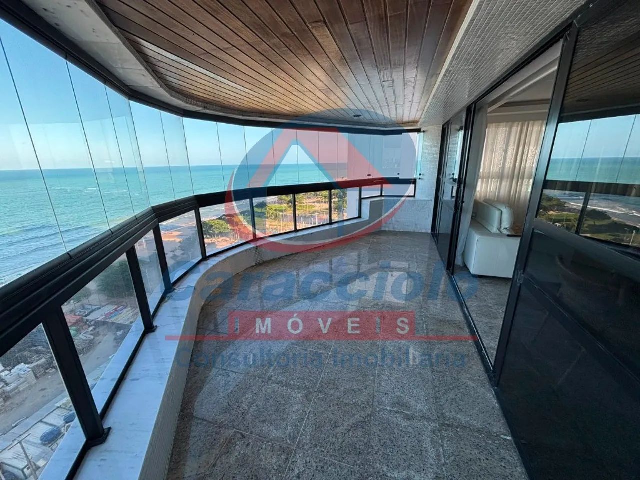Edifício Mar do Porto | Apartamento de 200 m² beira mar, à Venda em Boa Viagem - Foto 2