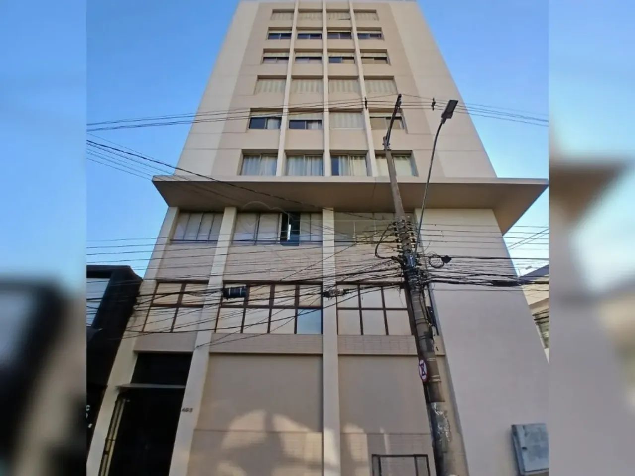 APARTAMENTO COM 1 QUARTO, LOCALIZADO NO CENTRO.