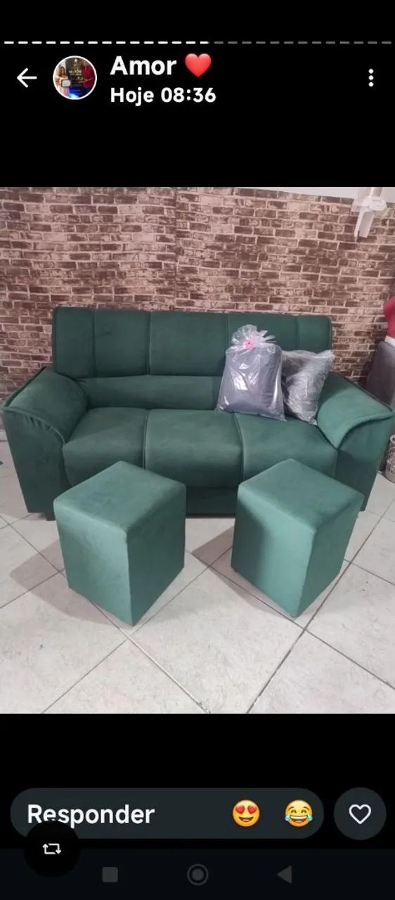 Lindo sofá pra decorar seu sala com 2 puf 