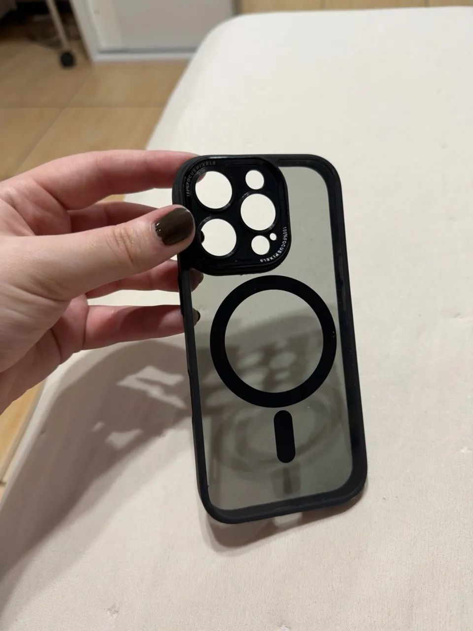 Capa iPhone 16 pro transparente 