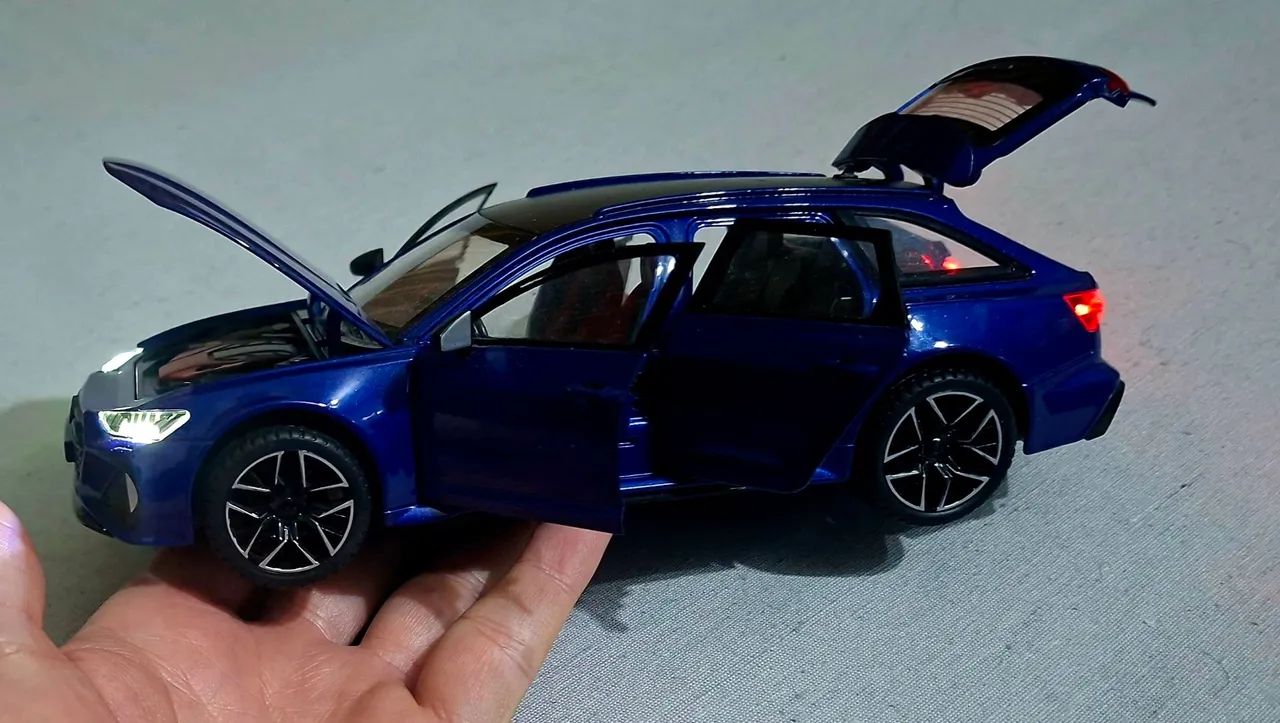 Carro miniatura Audi RS6 1/24 - Foto 4