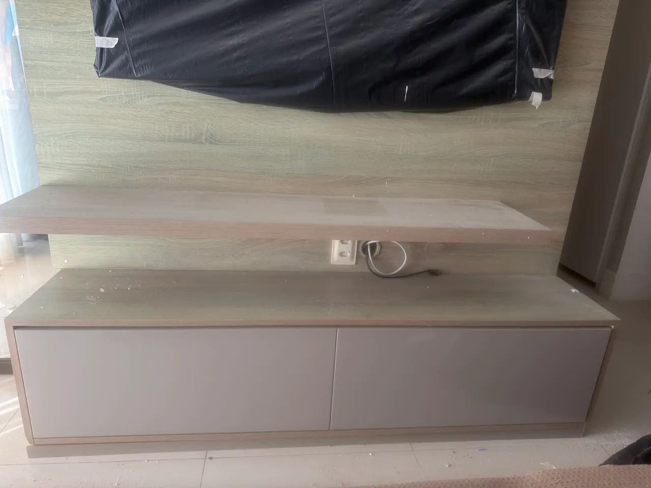 Painel + móvel de madeira ideal para sala  - Foto 2
