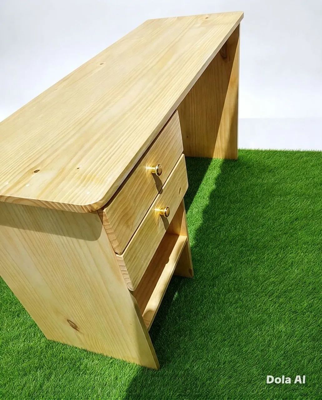 Mesa de escritório com gavetas. Madeira de pinus  - Foto 2