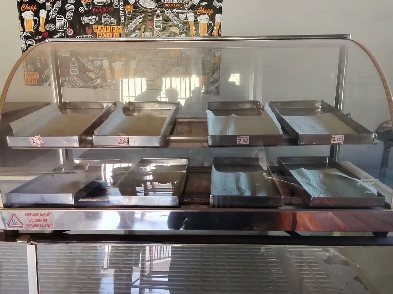 Vende-se estufa para salgado em bom estado de uso 