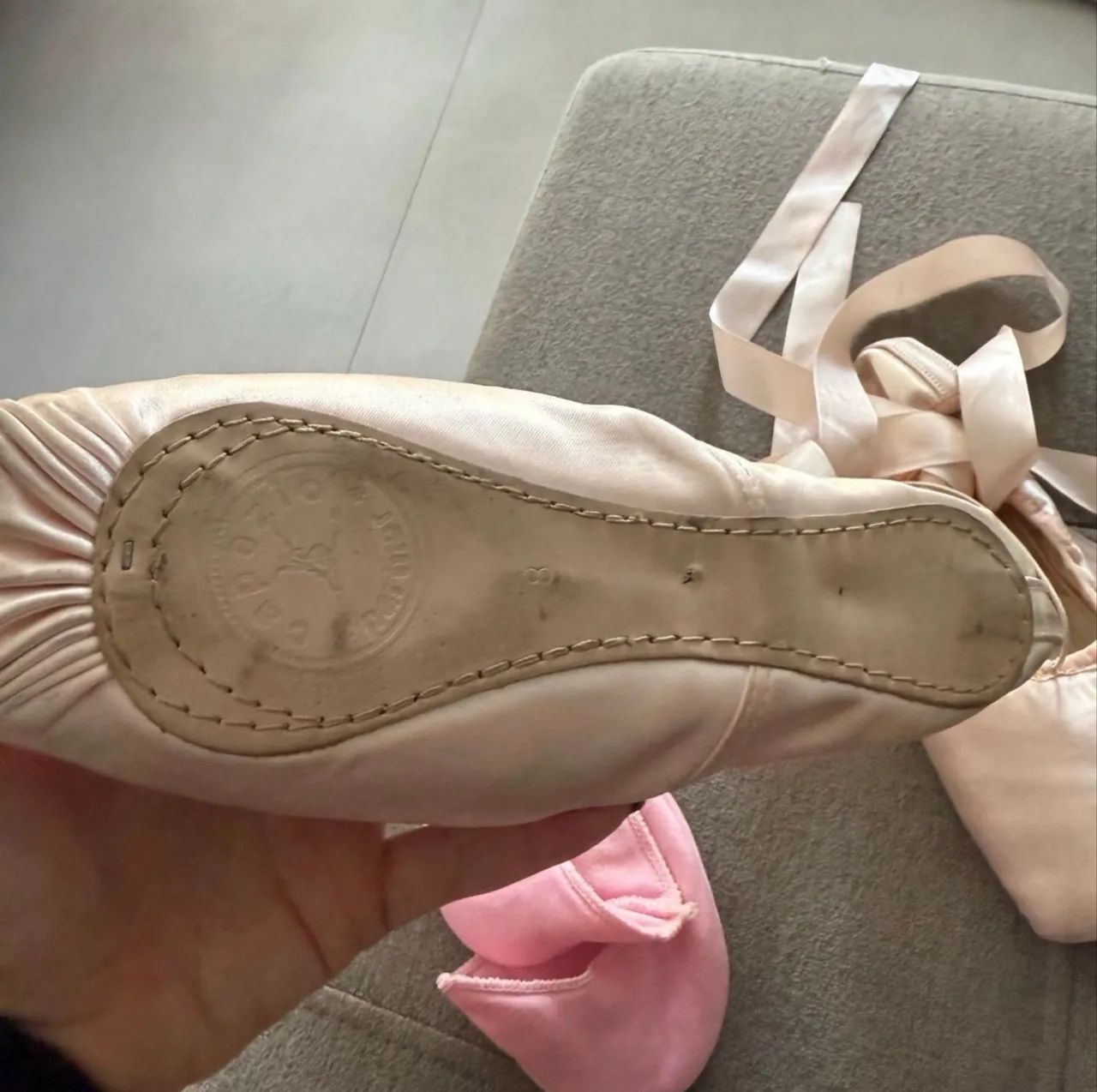 Sapatilha capezio com ponteira - Foto 2