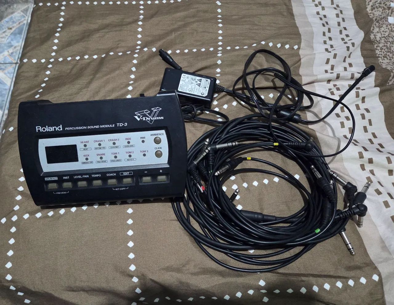 Módulo Roland TD3 com fonte e cabos - Foto 3