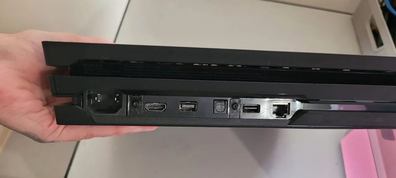 PS4 pro 1 tera - Foto 3