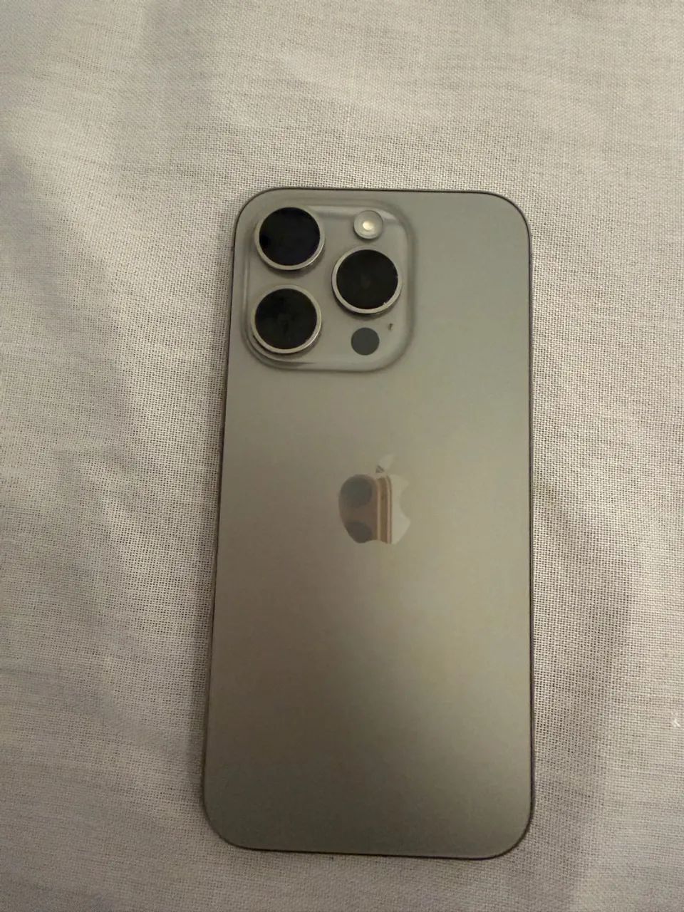 iPhone 15 Pro Natural Titanium - Foto 4