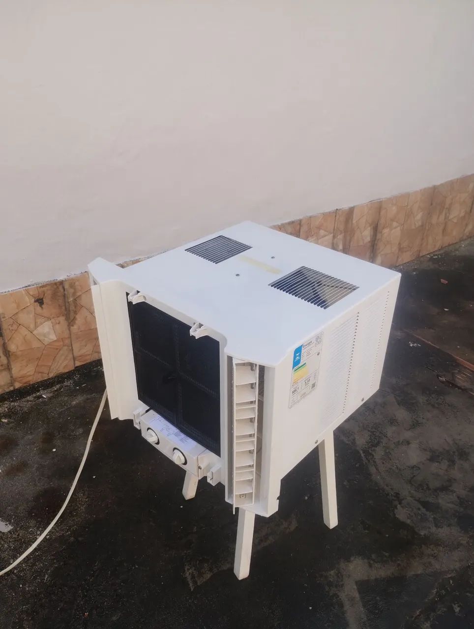 Limpeza de ar condicionado janela em domicílio  - Foto 3