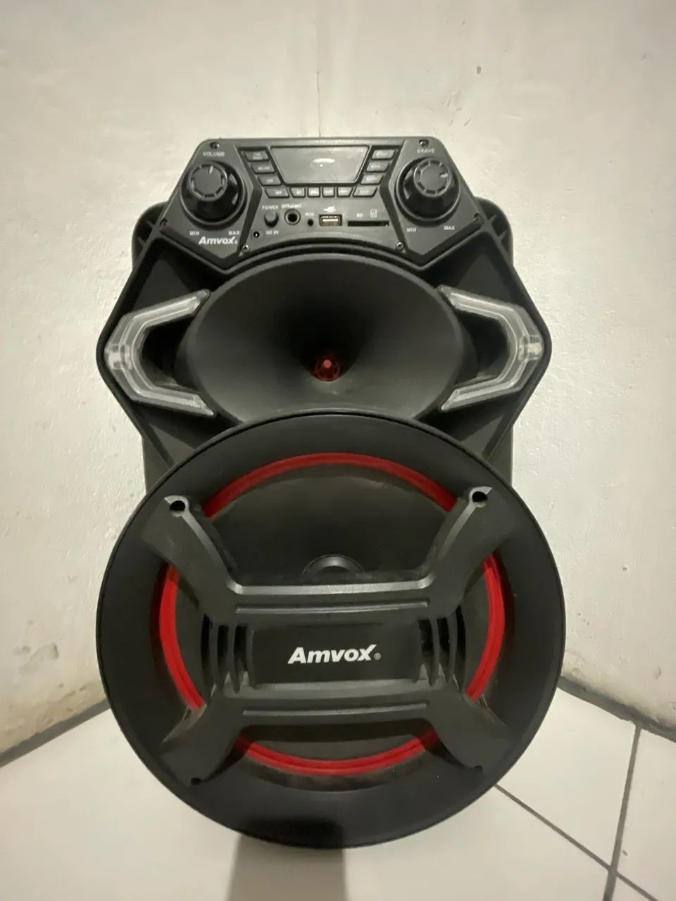 Caixa de som ambos