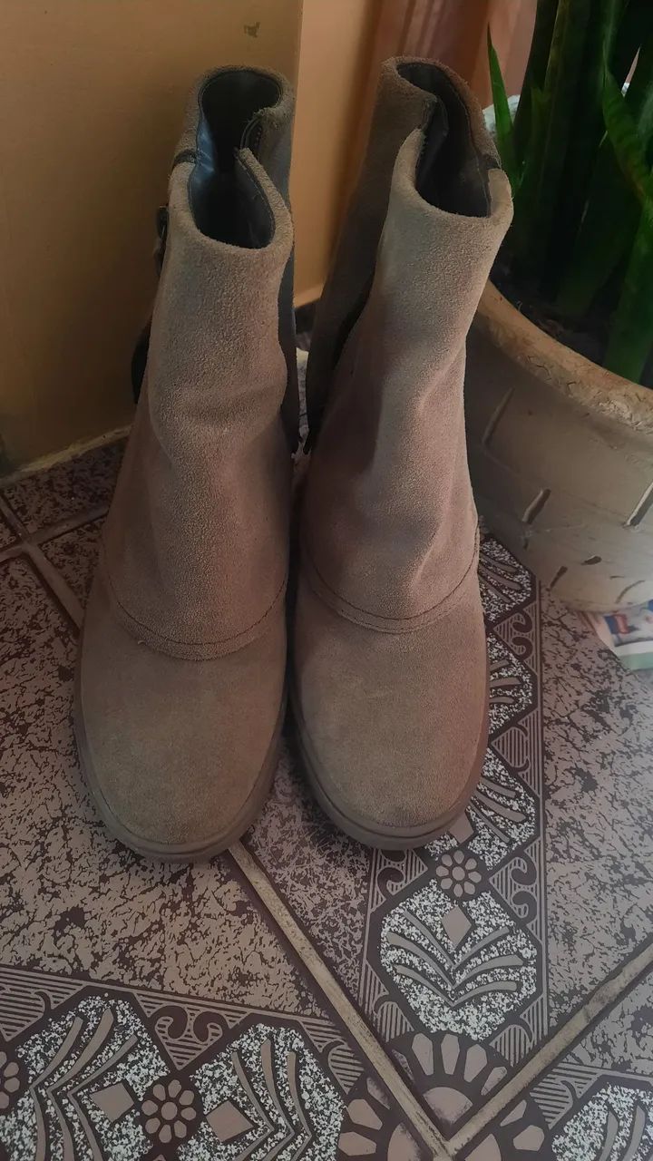 Bota de couro  - Foto 2