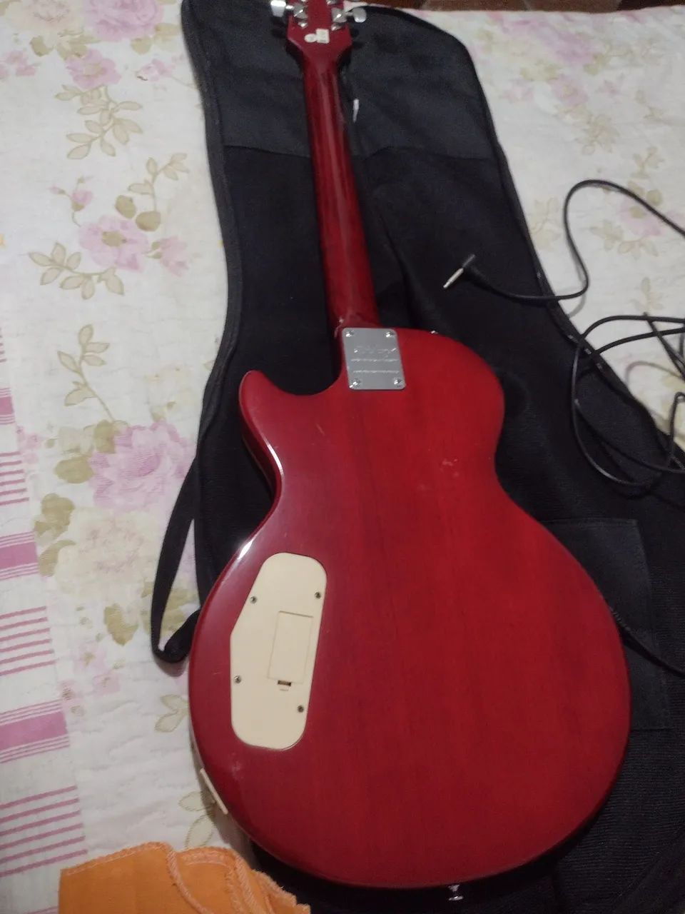 Guitarra a mais nova da cidade ? - Foto 5