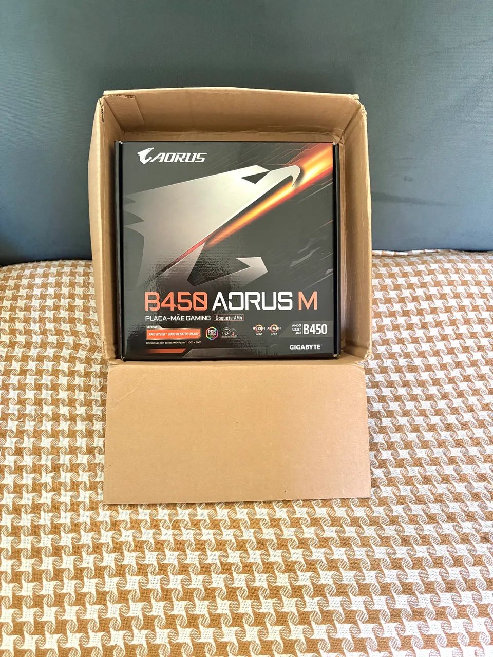 Placa Mãe Aorus B450m  - Foto 2