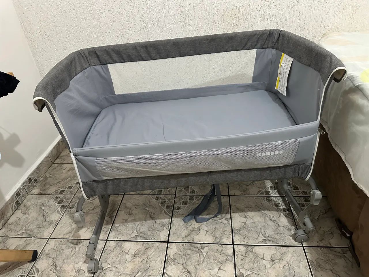 Berço Moisés Kababy semi novo 