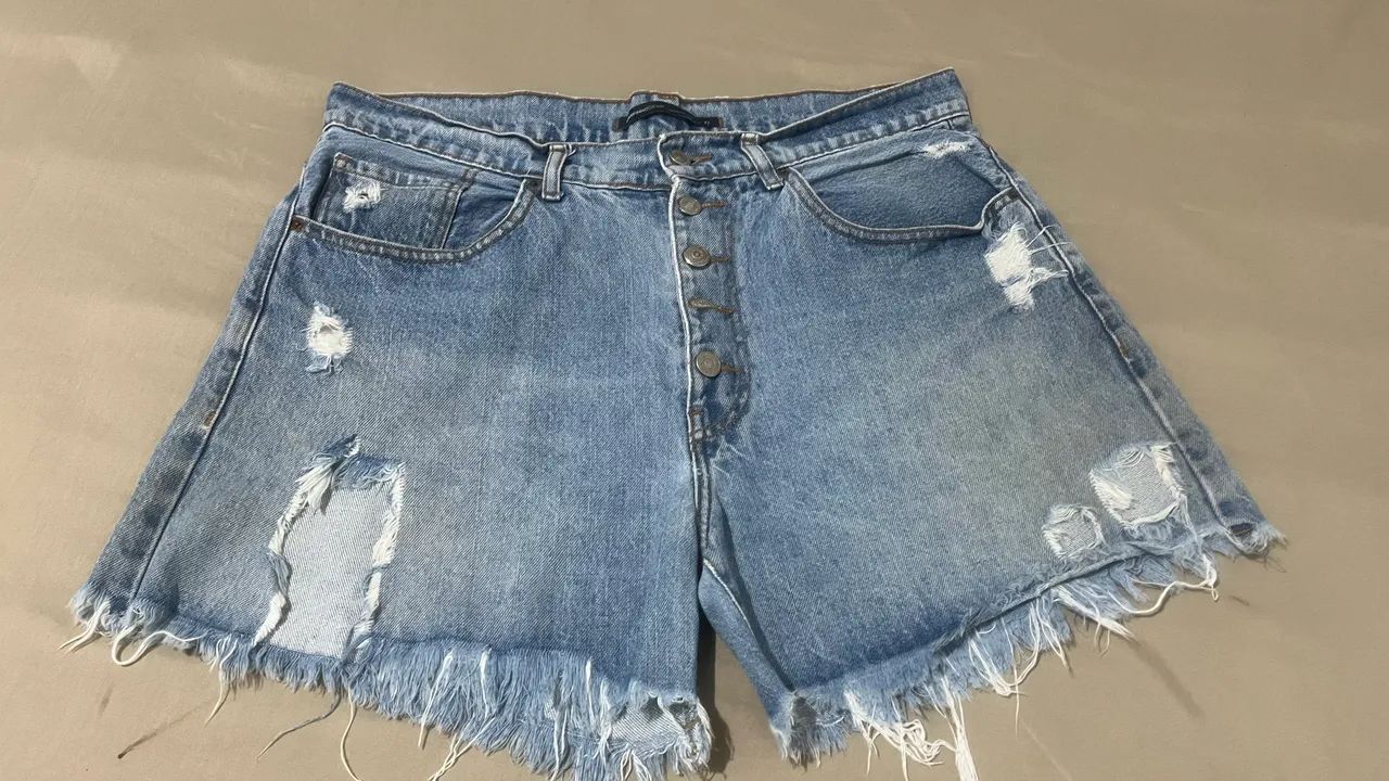 Short jeans tamanho 42