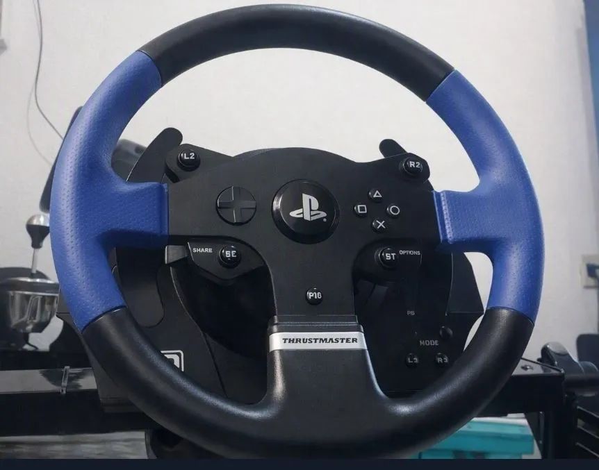 Volante Thrustmaster T150