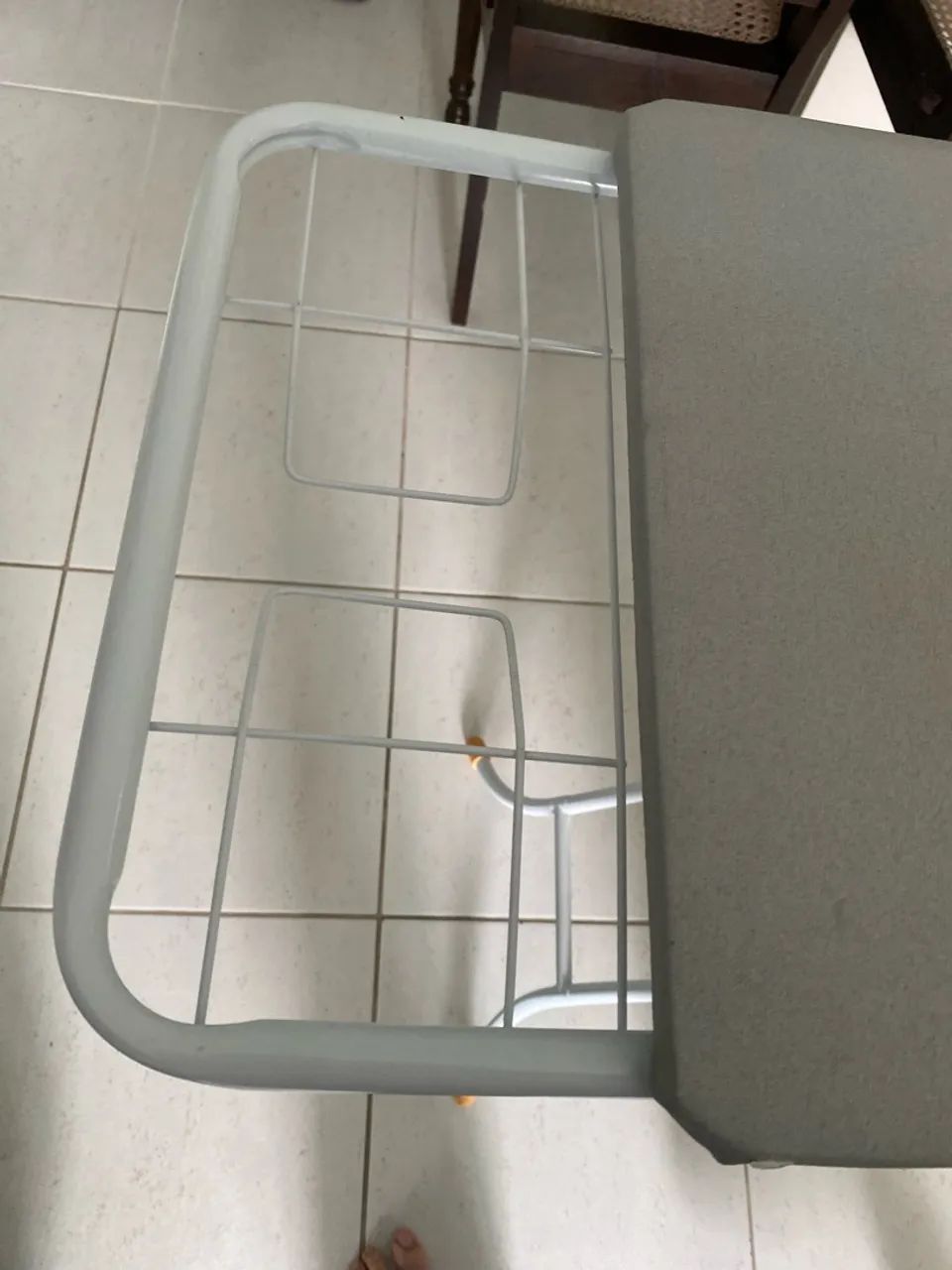 Tábua de passar roupas  - Foto 2
