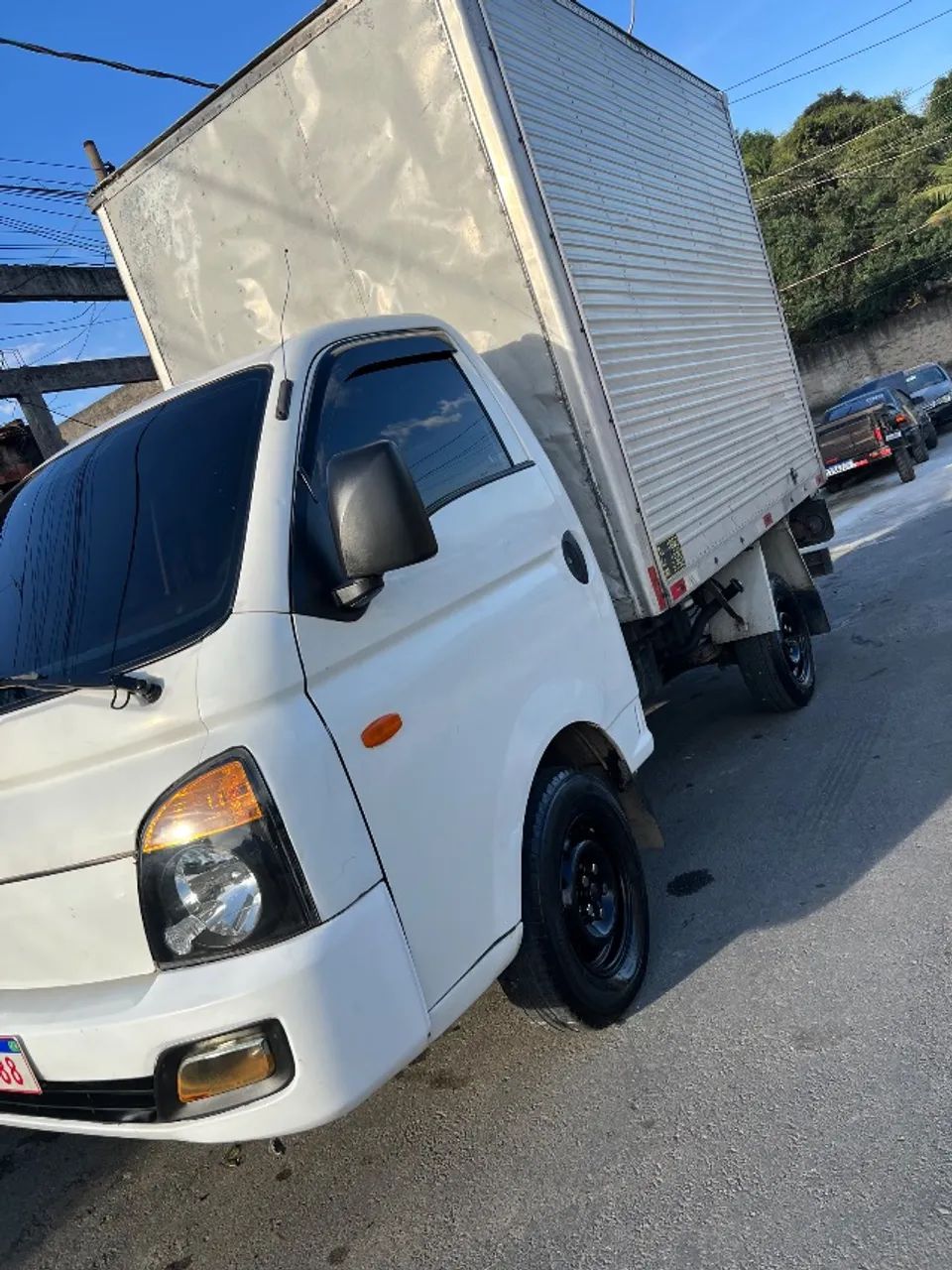 Hyundai HR 