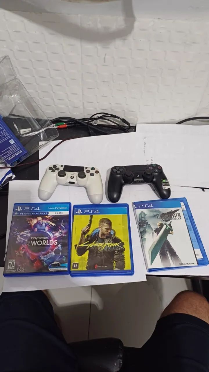 Controles e três jogos para ps4