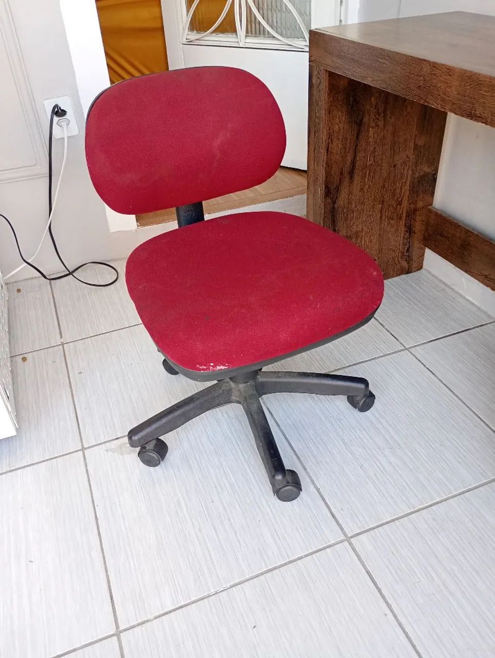 Swivel Office Chair